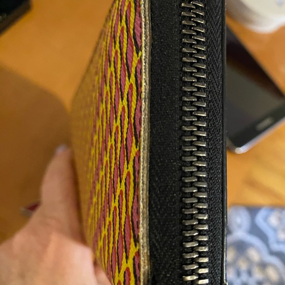 CHRISTIAN LOUBOUTIN Panettone Wallet- Authentic and gently used - Picture 6 of 9